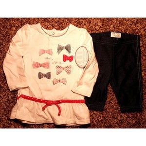 Girl's Size 9 M 6-9 Months 2 Pc Cream Pretty With Bows K Baby Top & PLACE Capris